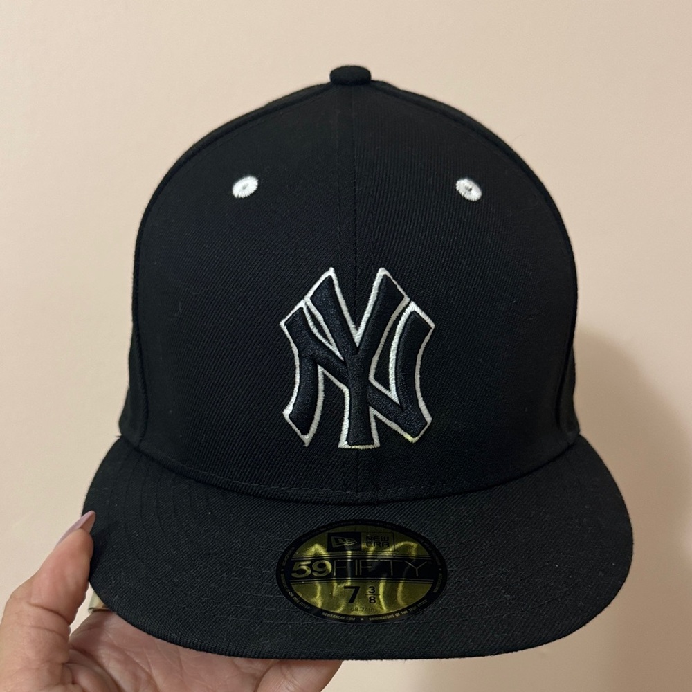 Lids x Feid x Yankees Hat